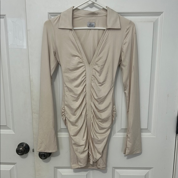 Oh Polly long sleeve Ruched Bodycon mini dress size 4 cream - Picture 1 of 6